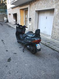 Burgman 400 d'epoca poki km certificatoasi