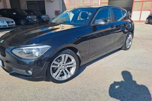 Bmw 116 116d 5p. Unique