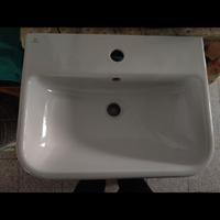 Lavandino piccolo nuovo