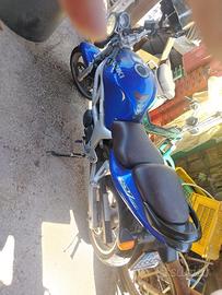 Suzuki SV650 – 2001 – 25.000 km – €1.500