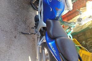 Suzuki SV650 – 2001 – 25.000 km – €1.500