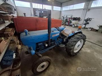 Trattore Ford 3000