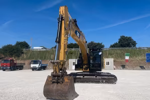 Escavatore cingolato CAT 323 ELN