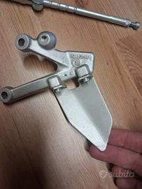 supporto pedana pilota Ducati 749/999