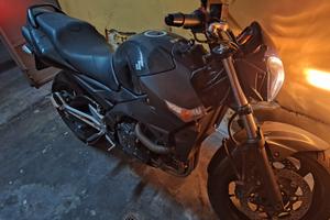 Suzuki GSR 600 - 2009