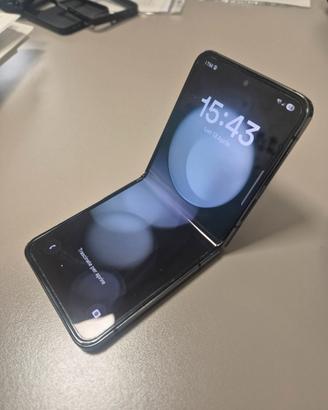 Samsung Z Flip 5