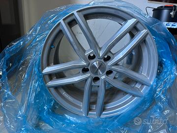 Cerchio per Tesla  da 18