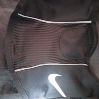 scalda collo Nike 