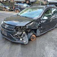 DACIA SANDERO 2019 SOLO PER RICAMBI