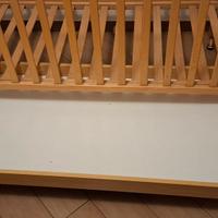 lettino sbarre senza materasso