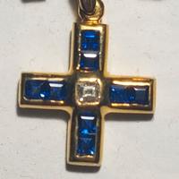 Croce in oro 18kt. e pietre preziose di Chimento