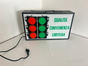 Insegna semaforo bifacciale