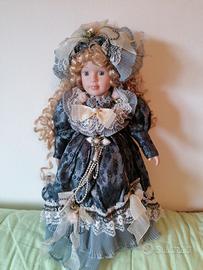 Bambola vintage da collezione 