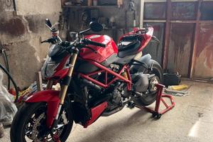 Ducati streethfigter 848