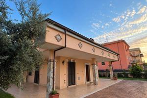 Villaggio Prenestino porzione villa trifamiliare