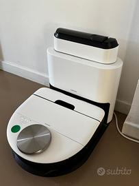 Robot Aspirapolvere Folletto VR7s con Base