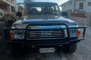 Nissan Patrol Gr Y60  (  safari )