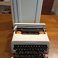 Macchina da scrivere Olivetti Valentine White