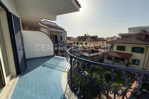 Appartamento 4 Vani con ampio Terrazzo soprastante