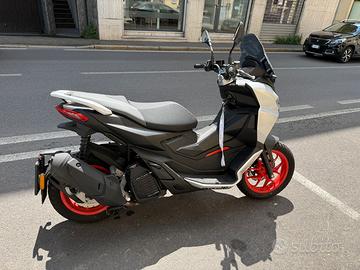 Aprilia SR GT 200 2023 1600 km