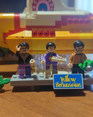 Lego Yellow submarine 21306