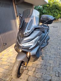 Moto scooter Voge Sr4 Max