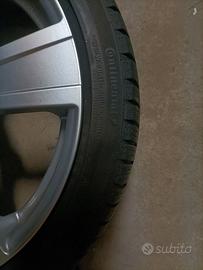 Pneumatici invernali con cerchi
