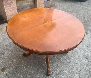 Tavola rotonda in legno