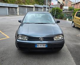 Volkswagen Golf 1.6 cat 5 porte