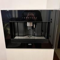 Macchina caffè incasso aeg KKE884500B