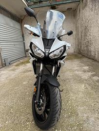 Yamaha Tracer 7 Police con Bauletto e Borse Yamaha