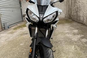 Yamaha Tracer 7 Police con Bauletto e Borse Yamaha