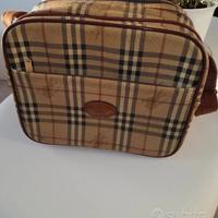 Borsa da viaggio o da lavoro Burberry 