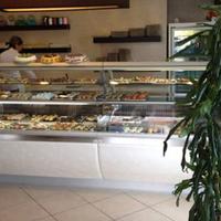 vetrina pasticceria 