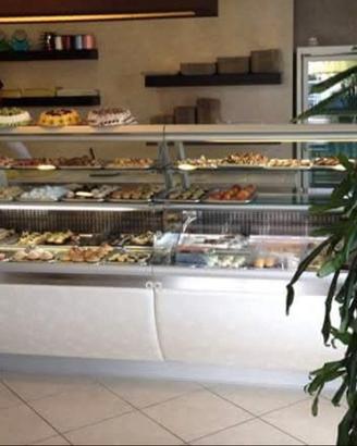 vetrina pasticceria 