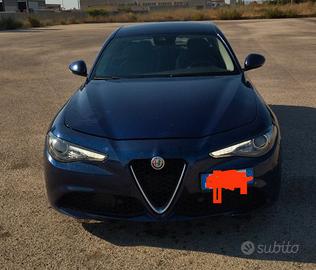 Alfa Romeo Giulia 2.2 180 cv