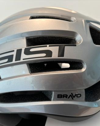 Casco GIST Cycling modello BRAVO