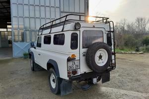 Land Rover Defender 110 2.5 Diesel – Lavori fatti