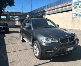 Bmw x5 (e70) - 2011