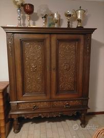 Mobile in legno