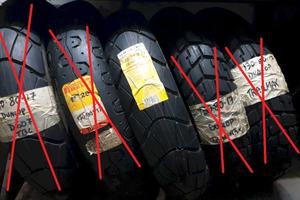 Pneumatici 17 moto Pirelli Dunlop (9)