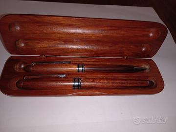 Set 2 penne in legno 