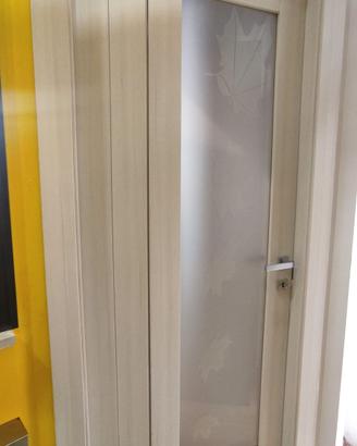 Porta a libro asimmetrico con vetro 80 x 210 SX