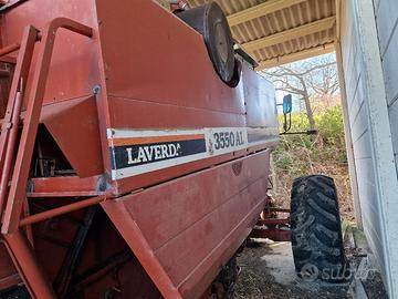 Mietitrebbi a Laverda 3550  Al