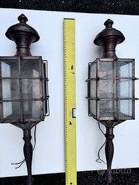 Coppia lampade da esterno, metallo e vetro