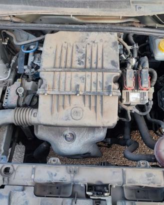 MOTORE PER FIAT GRANDE PUNTO 1.2 BENZINA 2011