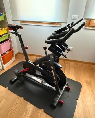 Spin Bike Schwinn IC8 Bluetooth Indoor Cycling