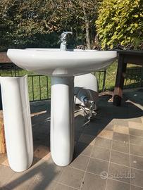 lavandino con colonna 