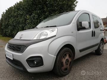 Fiat Qubo 1.3 MJT 80 CV EURO 6 IDONEA NEOPATENTATI