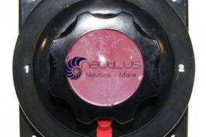 Deviatore stacca batteria 300a